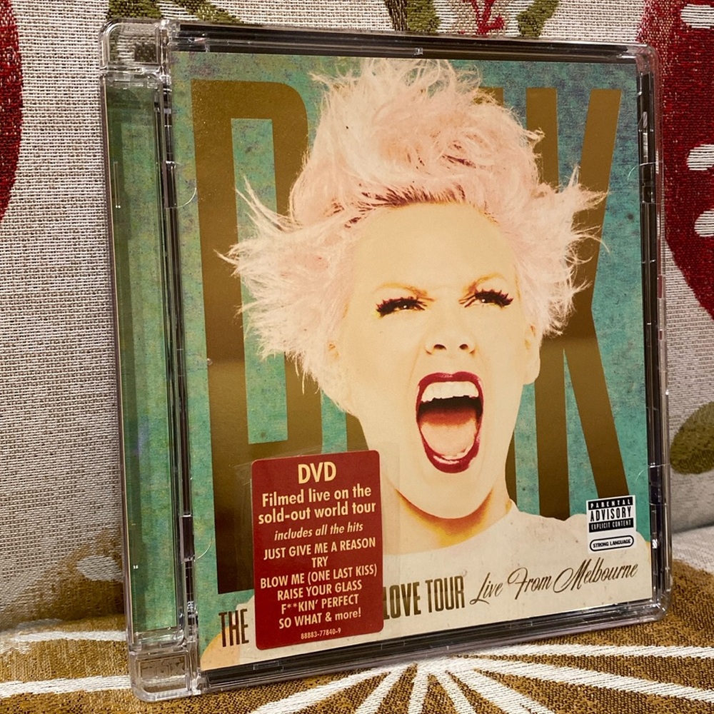 PINK "The Truth About Love" Tour, LIVE from Melbourne DVD